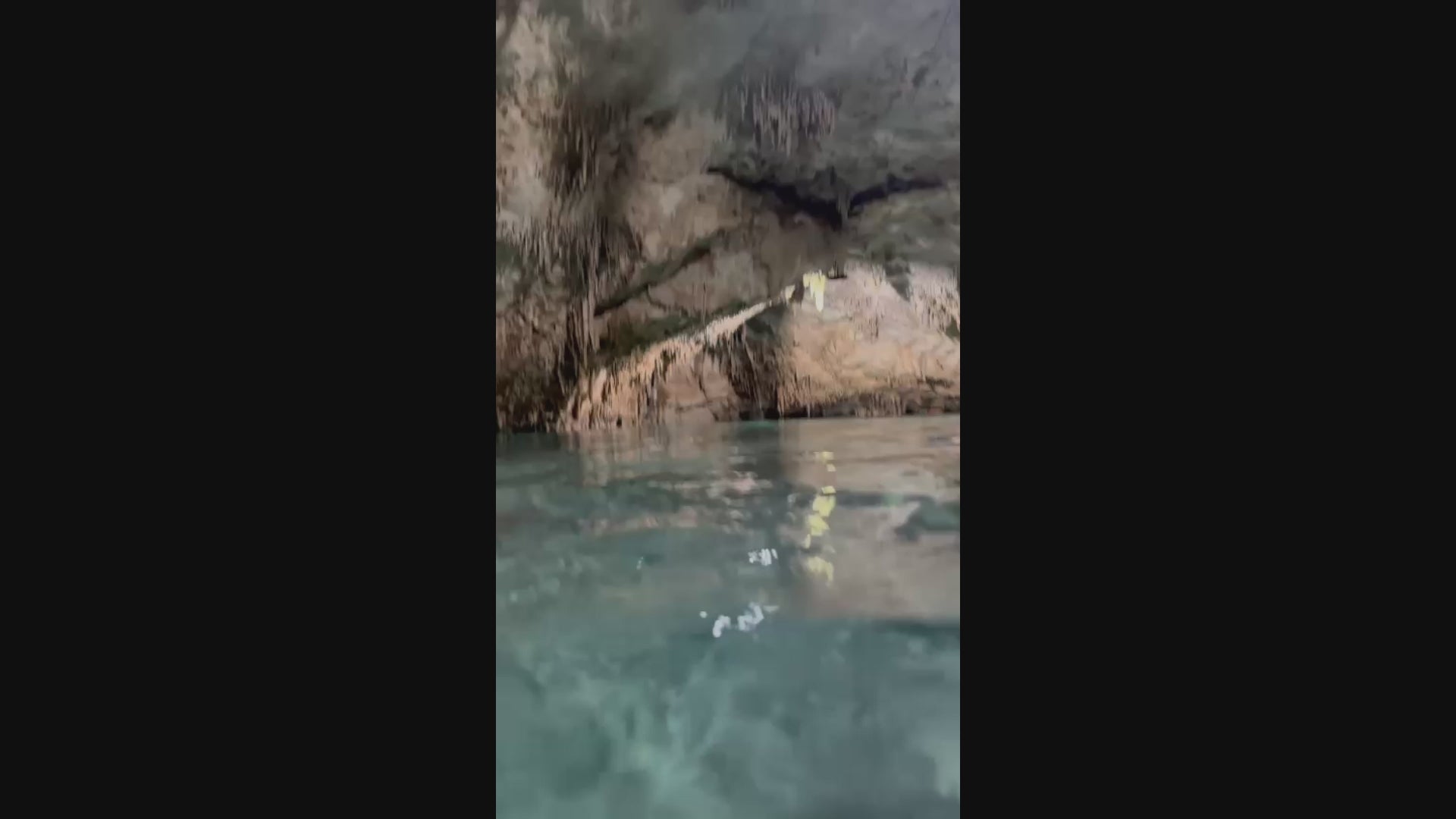 Carica il video: 